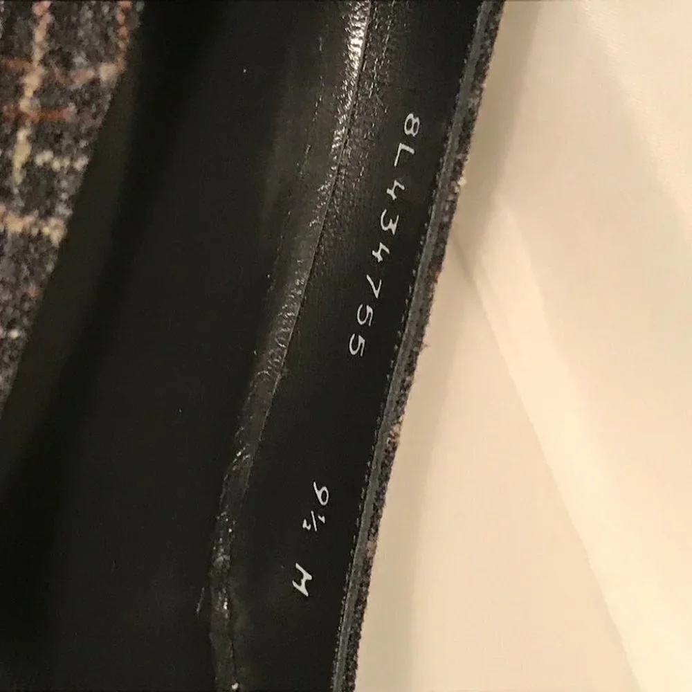 STUART WEITZMAN  Sz 9.5 Fabric / Leather Pumps Heels - Picture 4 of 4
